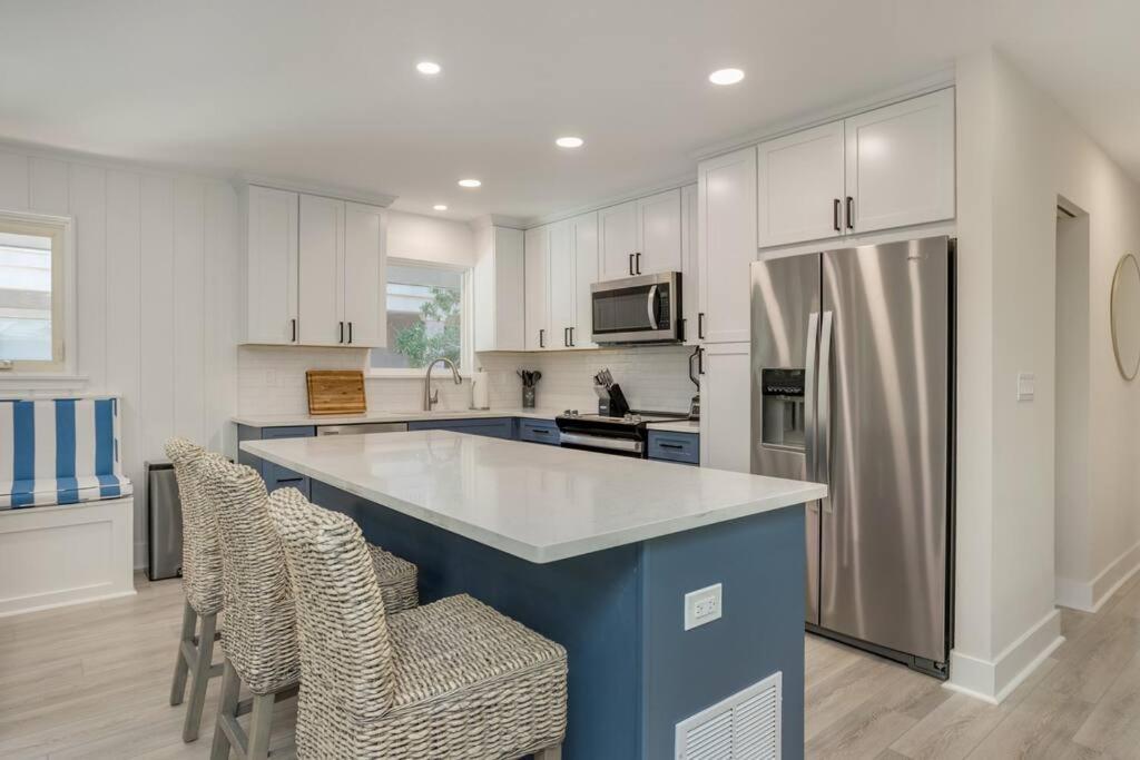 Luxury Beach House - 2Min Walk To Beach - Private Pool - Group & Dog Friendly Hilton Head Island Dış mekan fotoğraf